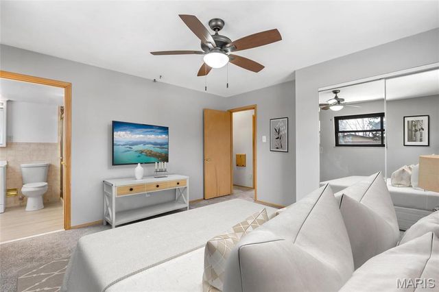 10 Hammes Drive, Florissant, MO 63031