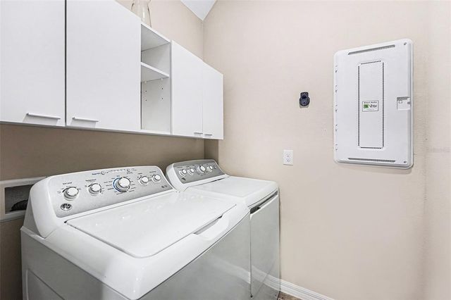 5917 OAKHAVEN LANE, Palmetto, FL 34221