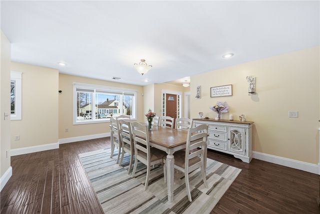 6 New Clark Road, Cumberland, RI 02864