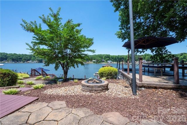 1332 Lake Drive 9 None, Lexington, NC 27292