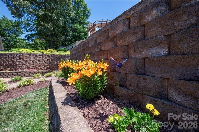1332 Lake Drive 9 None, Lexington, NC 27292