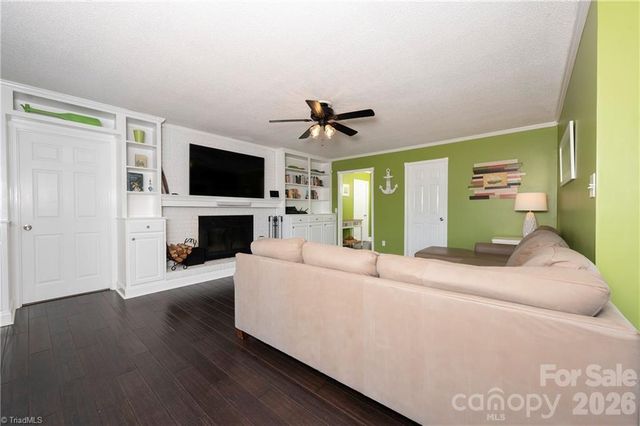 1332 Lake Drive 9 None, Lexington, NC 27292