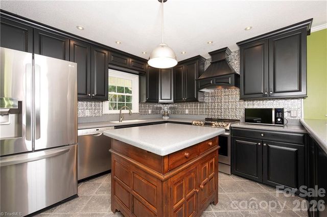 1332 Lake Drive 9 None, Lexington, NC 27292