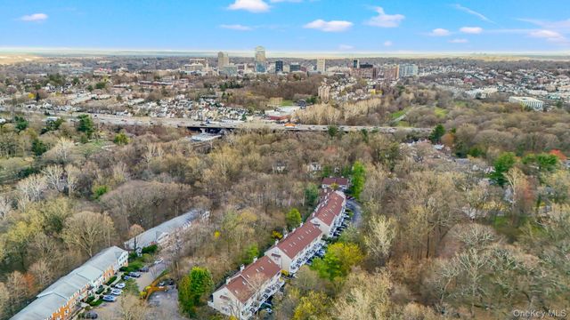 401 Park Ridge Lane, White Plains, NY 10603