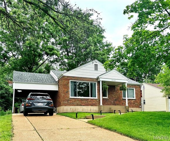 9443 High Hill Court, St Louis, MO 63126