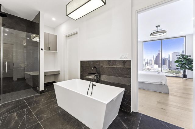 1711 Allen Parkway 2605, Houston, TX 77019