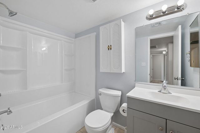 4613 W SUNNYSIDE Avenue, Glendale, AZ 85304