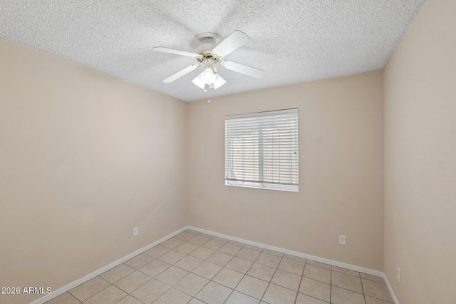 4613 W SUNNYSIDE Avenue, Glendale, AZ 85304