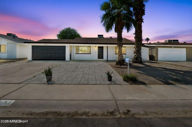 4613 W SUNNYSIDE Avenue, Glendale, AZ 85304