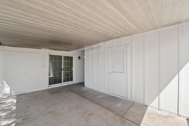 4613 W SUNNYSIDE Avenue, Glendale, AZ 85304