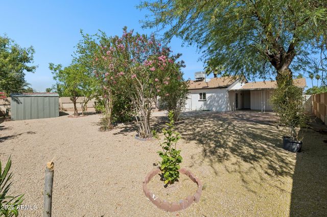 4613 W SUNNYSIDE Avenue, Glendale, AZ 85304