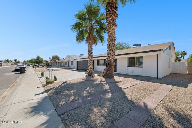 4613 W SUNNYSIDE Avenue, Glendale, AZ 85304