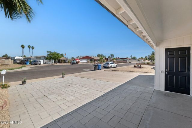 4613 W SUNNYSIDE Avenue, Glendale, AZ 85304