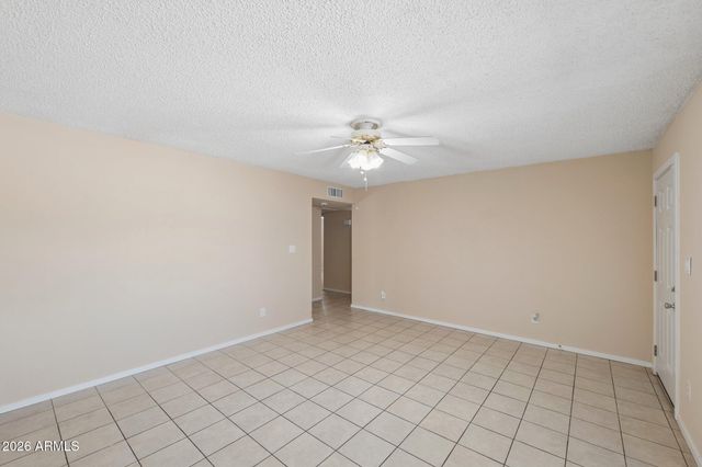 4613 W SUNNYSIDE Avenue, Glendale, AZ 85304