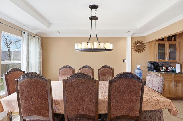 433 Overcrest Drive, Benbrook, TX 76126