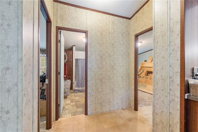 18015 Stout Mountain Road, Fayetteville, AR 72701