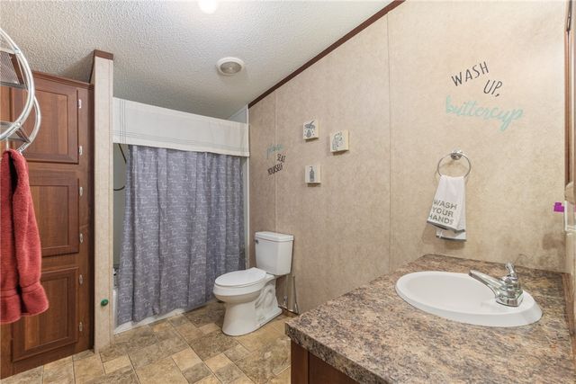 18015 Stout Mountain Road, Fayetteville, AR 72701