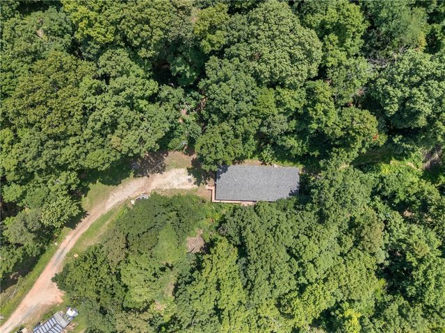 18015 Stout Mountain Road, Fayetteville, AR 72701