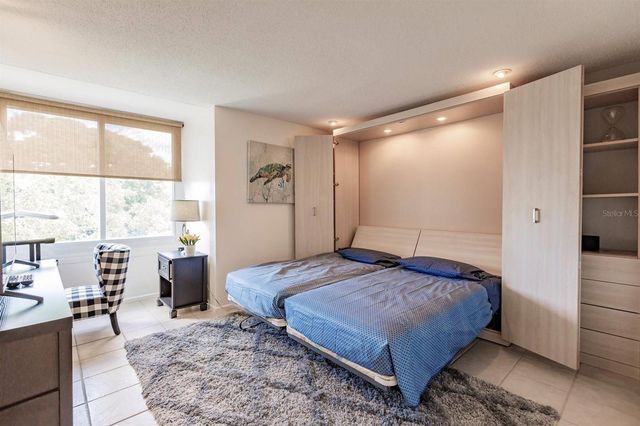 1255 E PEPPERTREE DRIVE 403, Sarasota, FL 34242