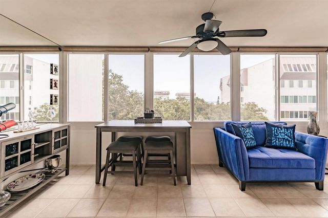 1255 E PEPPERTREE DRIVE 403, Sarasota, FL 34242