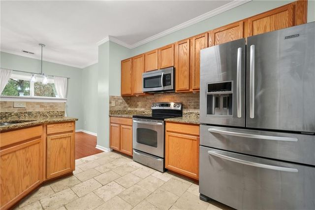 2324 Whiteoak SE Lane, Smyrna, GA 30080