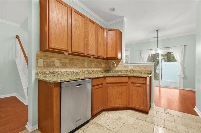 2324 Whiteoak SE Lane, Smyrna, GA 30080