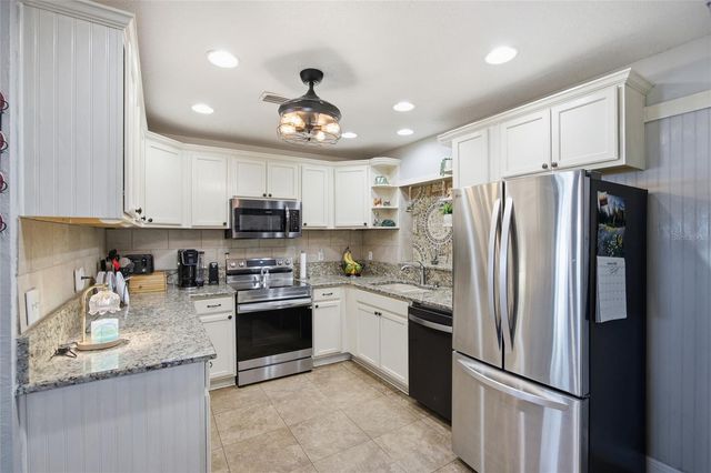 10812 60TH AVENUE, Seminole, FL 33772