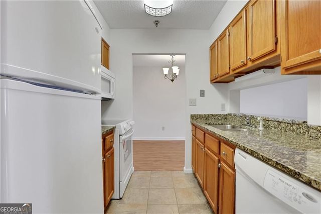 300 Johnson Ferry Road NE B1002, Sandy Springs, GA 30328