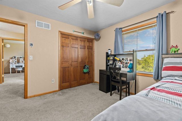 N1006 VANDER MAAZEN DRIVE, Greenville, WI 54942