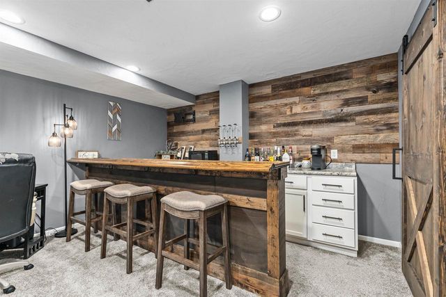 N1006 VANDER MAAZEN DRIVE, Greenville, WI 54942