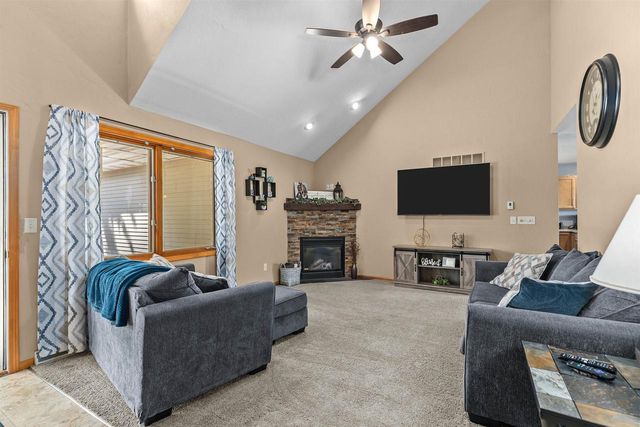 N1006 VANDER MAAZEN DRIVE, Greenville, WI 54942