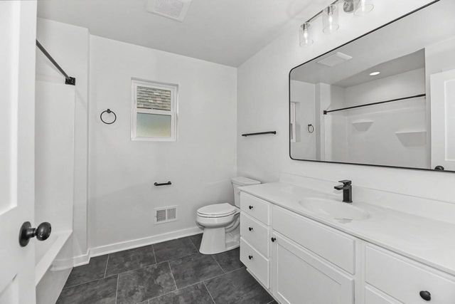 3625 E Somers AVENUE, Cudahy, WI 53110