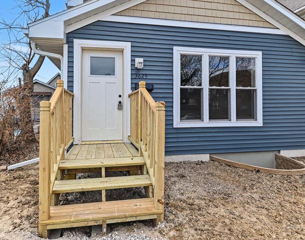 3625 E Somers AVENUE, Cudahy, WI 53110