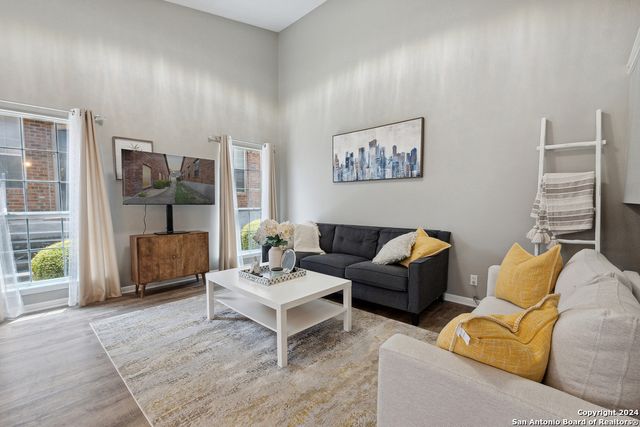 117 Chapel Hill Cir Unit 117, San Antonio, TX 78240