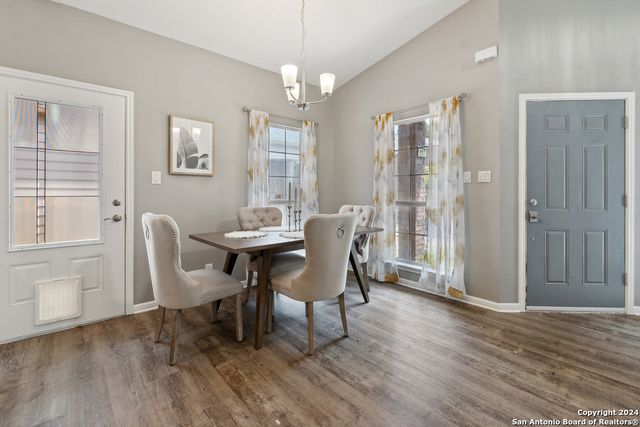 117 Chapel Hill Cir Unit 117, San Antonio, TX 78240