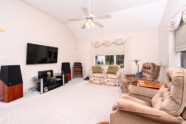 1642 Cobblestone Boulevard, Elkhart, IN 46514