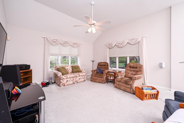 1642 Cobblestone Boulevard, Elkhart, IN 46514