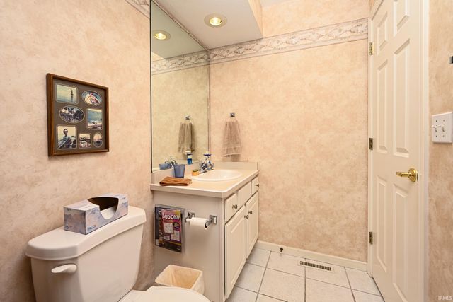 1642 Cobblestone Boulevard, Elkhart, IN 46514