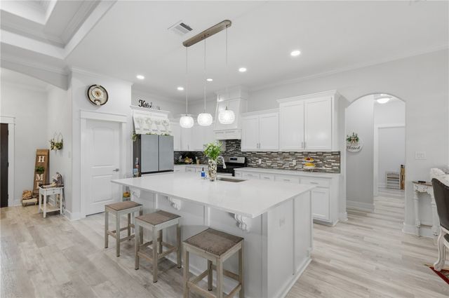 3553 North Country Drive, Bryan, TX 77808