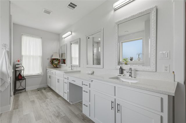 3553 North Country Drive, Bryan, TX 77808