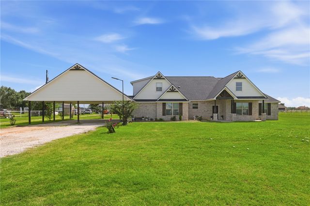 3553 North Country Drive, Bryan, TX 77808