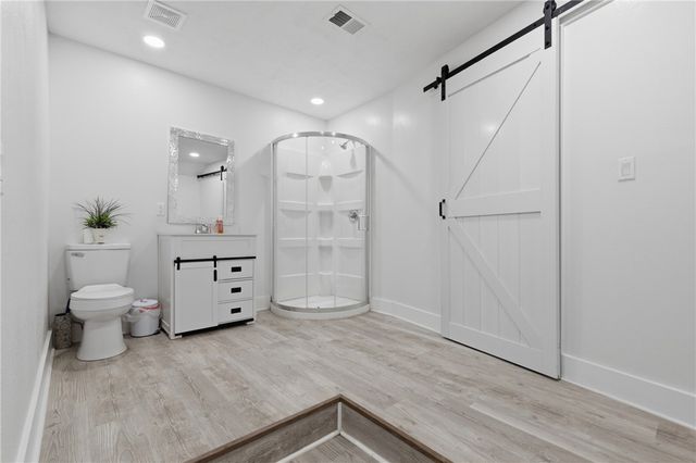 3553 North Country Drive, Bryan, TX 77808