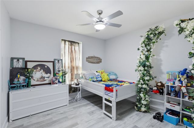3553 North Country Drive, Bryan, TX 77808