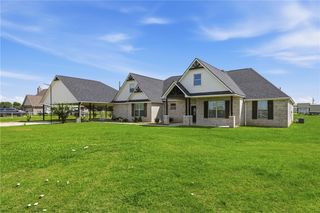 3553 North Country Drive, Bryan, TX 77808