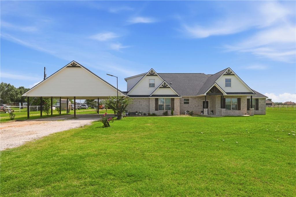 3553 North Country Drive, Bryan, TX 77808 — photo 2
