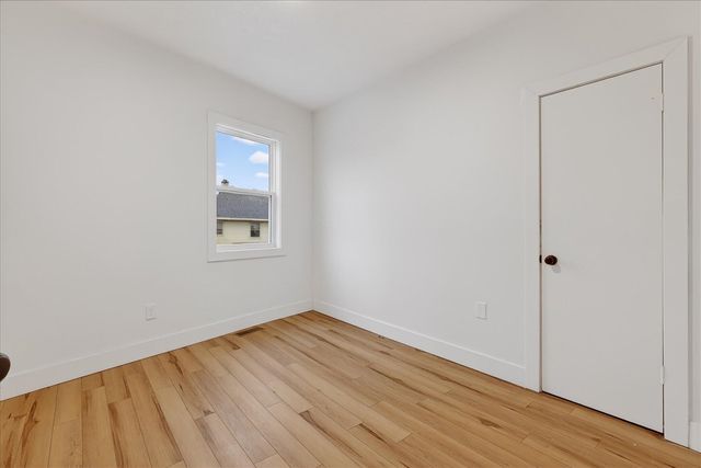934 Butterworth Street, Grand Rapids, MI 49504