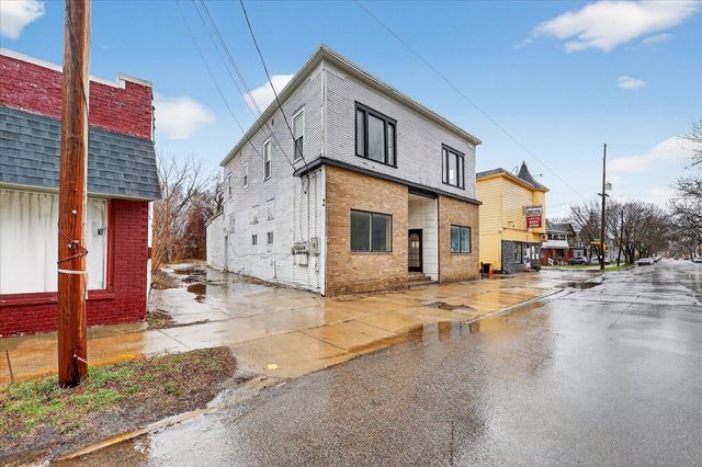934 Butterworth Street, Grand Rapids, MI 49504