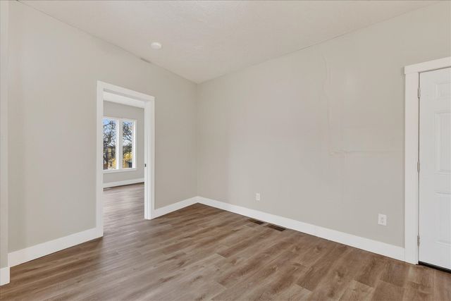 934 Butterworth Street, Grand Rapids, MI 49504
