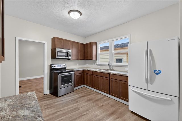 934 Butterworth Street, Grand Rapids, MI 49504