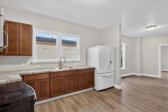 934 Butterworth Street, Grand Rapids, MI 49504